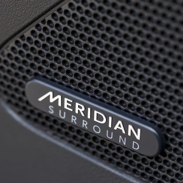 Premium Audio; Meridian, Harman Kardon, Alpine